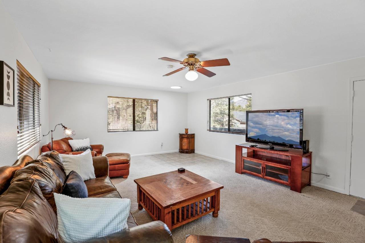 Captivating Continental Country Club Retreat With 4 Bdr And Spacious Deck! Flagstaff Exterior photo