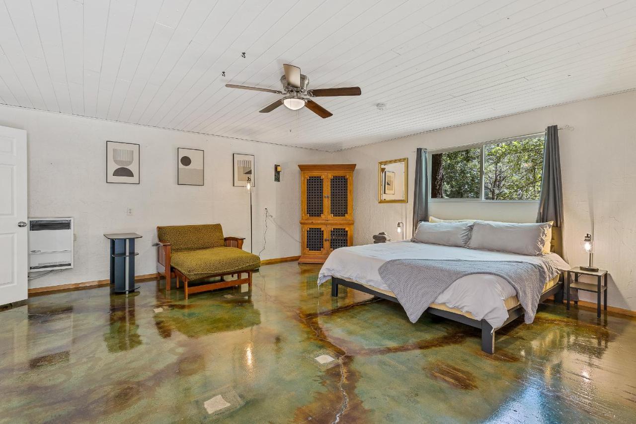 Captivating Continental Country Club Retreat With 4 Bdr And Spacious Deck! Flagstaff Exterior photo