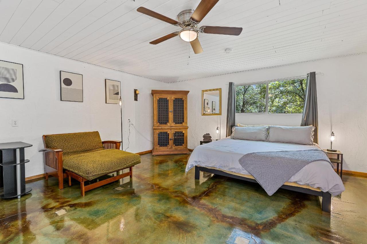 Captivating Continental Country Club Retreat With 4 Bdr And Spacious Deck! Flagstaff Exterior photo