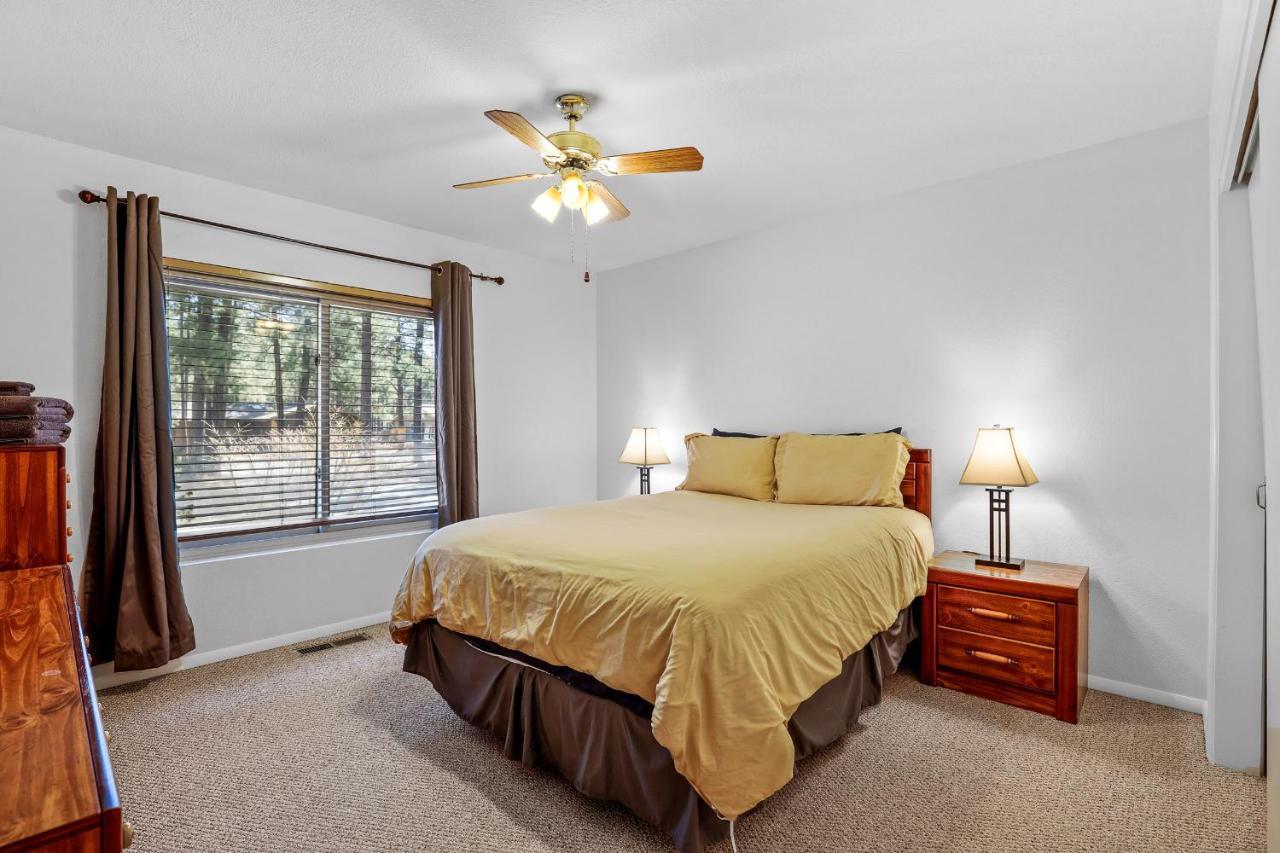 Captivating Continental Country Club Retreat With 4 Bdr And Spacious Deck! Flagstaff Exterior photo
